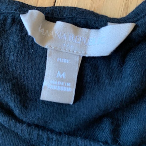 Banana Republic Black and White Sleeveless Tee Shirt - Size Petite Medium - Picture 2 of 3